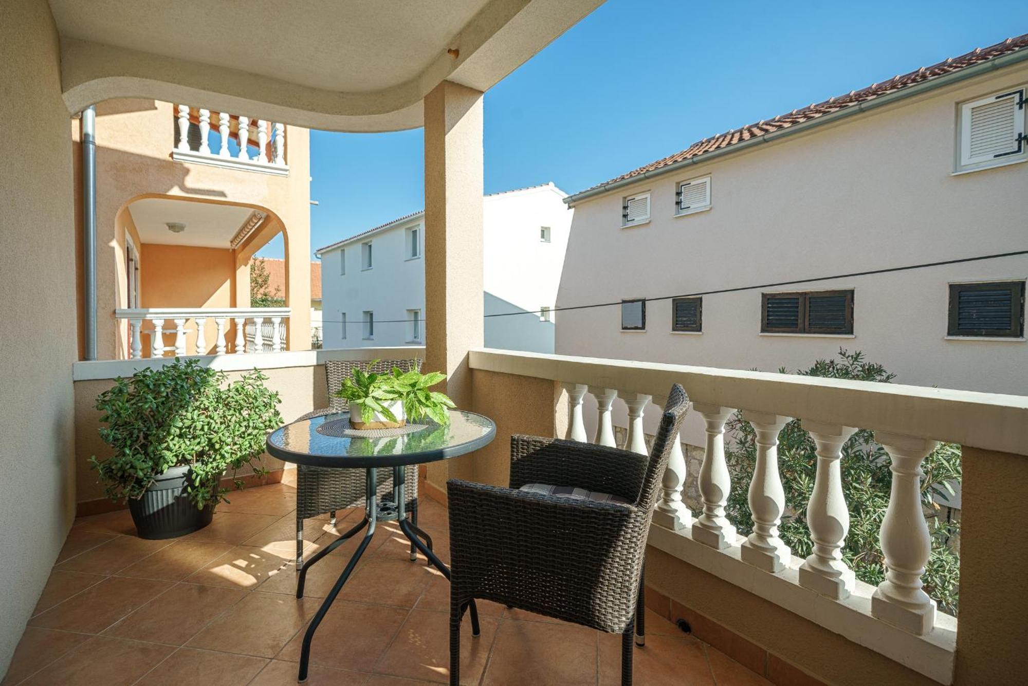 Apartments Vesna Βόντιτσε Δωμάτιο φωτογραφία