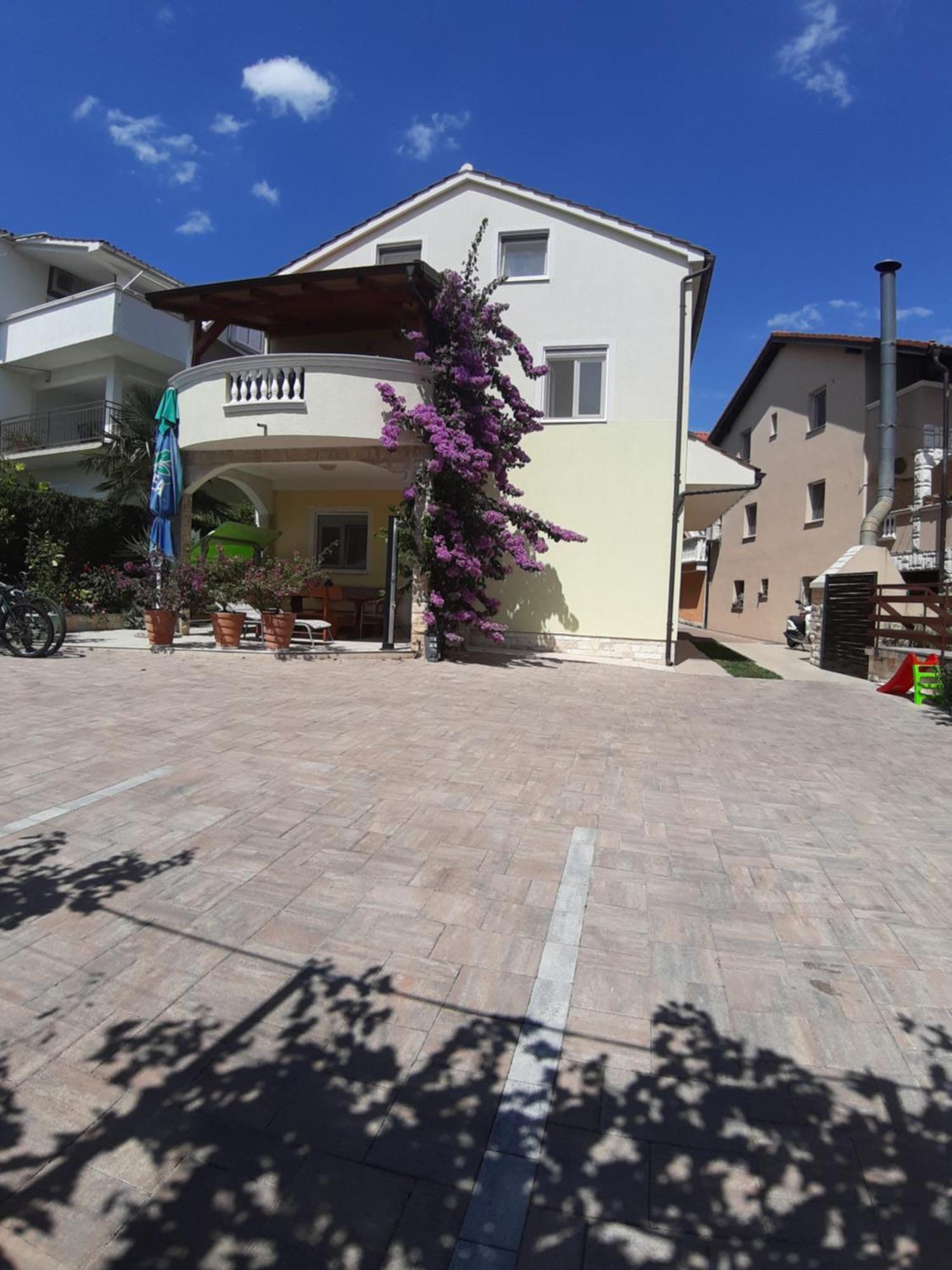 Apartments Vesna Βόντιτσε Δωμάτιο φωτογραφία